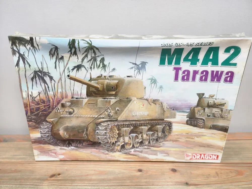 Dragon Models 6062 1/35 '39-'45 Series M4A2 Tarawa model kit